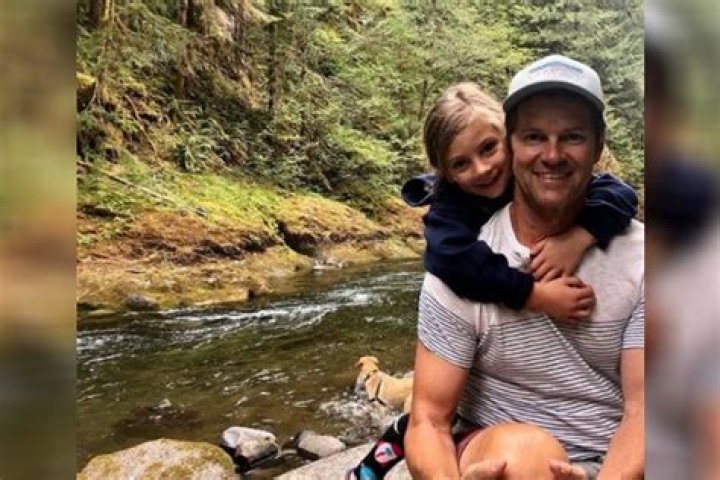 
Who Is Renee O’Connor’s Ex-husband Steve Muir? Shares A Son With Him
