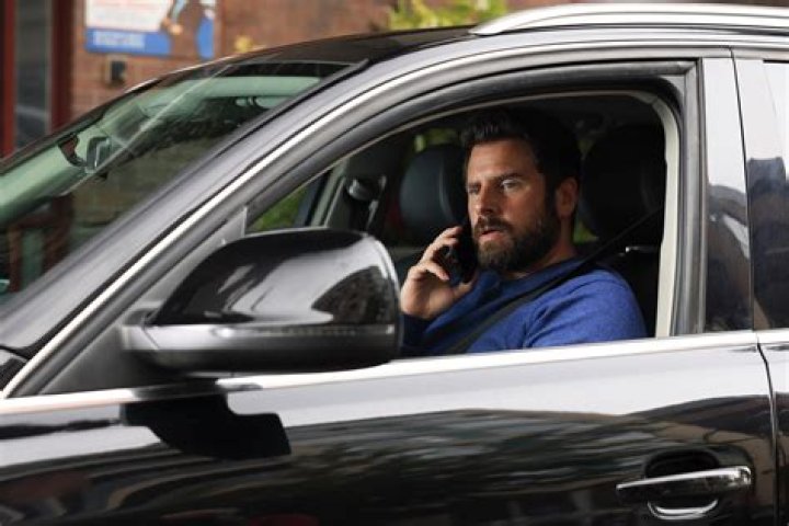 Who Was Gary With on ‘A Million Little Things’ When He Attacked Peter?